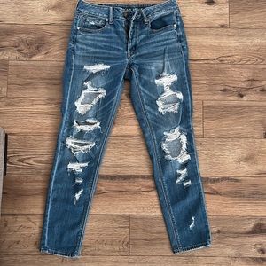American Eagle Tomgirl Jeans